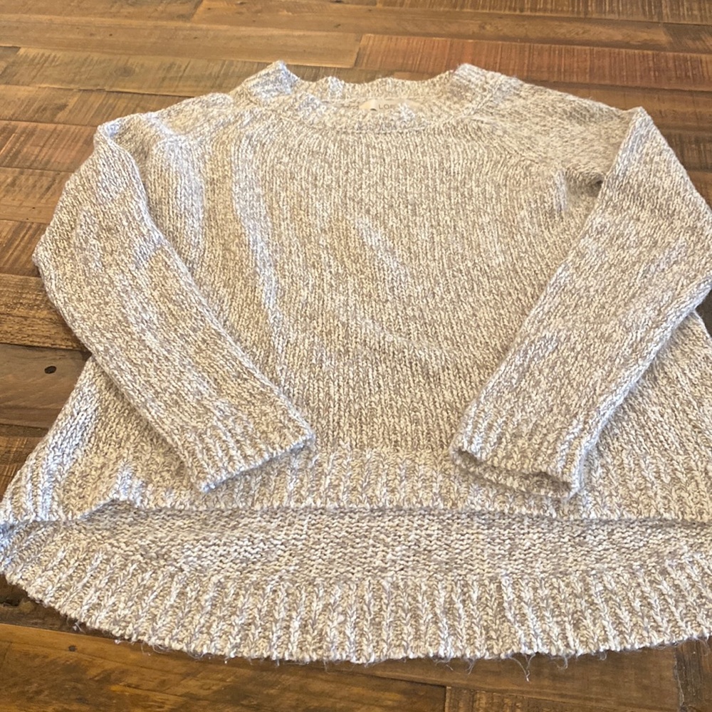 Size small cozy sweater from the loft!